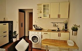 Krakow Centrum Gurgacza Apartments